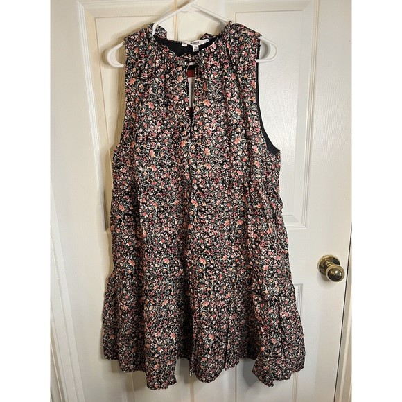 BB Dakota by Steve Madden Dresses & Skirts - BB Dakota Sleeveless Tiered Black Floral Dress Size XL NWT